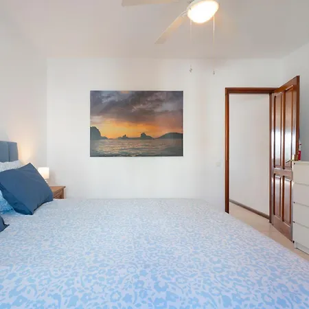 Lanzahost El Jameito Feliz - Playa Bastian *