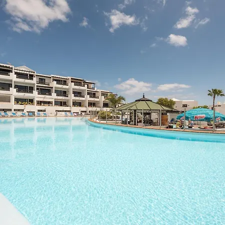 Lanzahost El Jameito Feliz - Playa Bastian * Costa Teguise