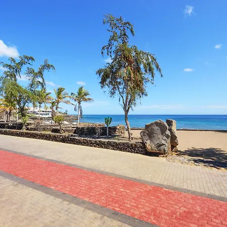 Lanzahost El Jameito Feliz - Playa Bastian