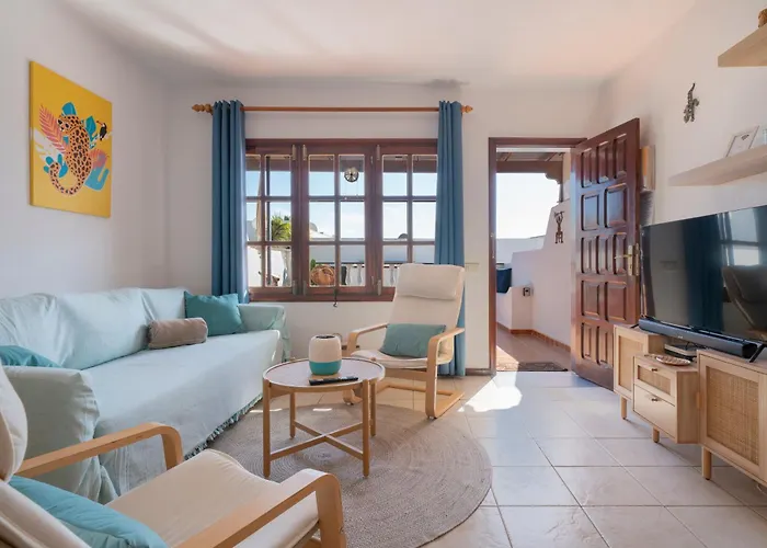 Lanzahost El Jameito Feliz - Playa Bastian * كوستا تاغيسي